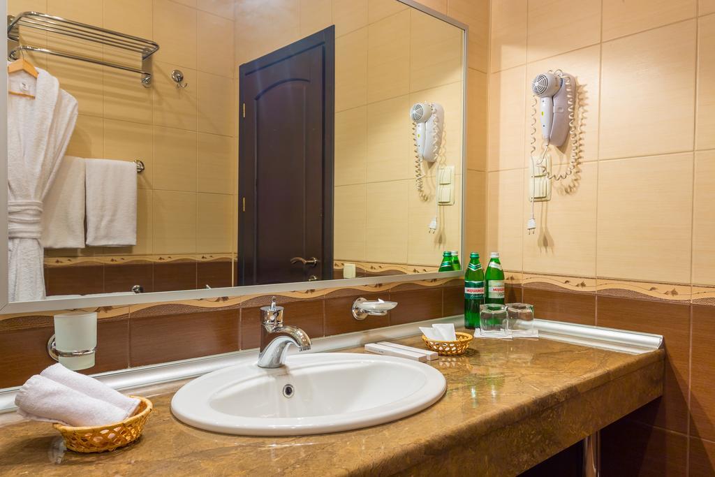 Hotel Artua Kharkiv Room photo