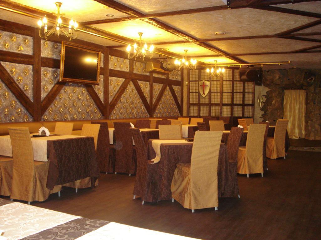 Hotel Artua Kharkiv Exterior photo