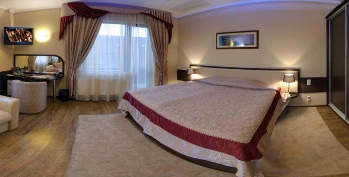 Hotel Artua Kharkiv Exterior photo
